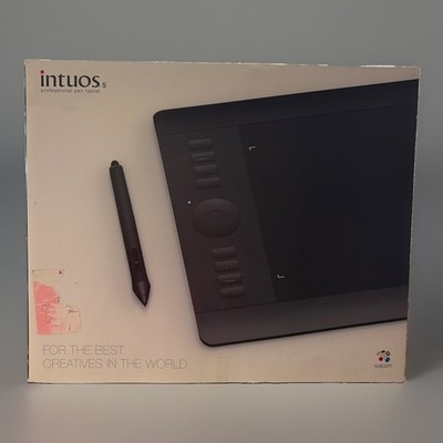 Wacom Intuos 5 Touch Medium - PTH-650 - Medium - alle original Schreibfedern - schwarz