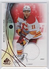 2024-25 Upper Deck SP Game Used Red Jersey Mikael Backlund #85 6o3
