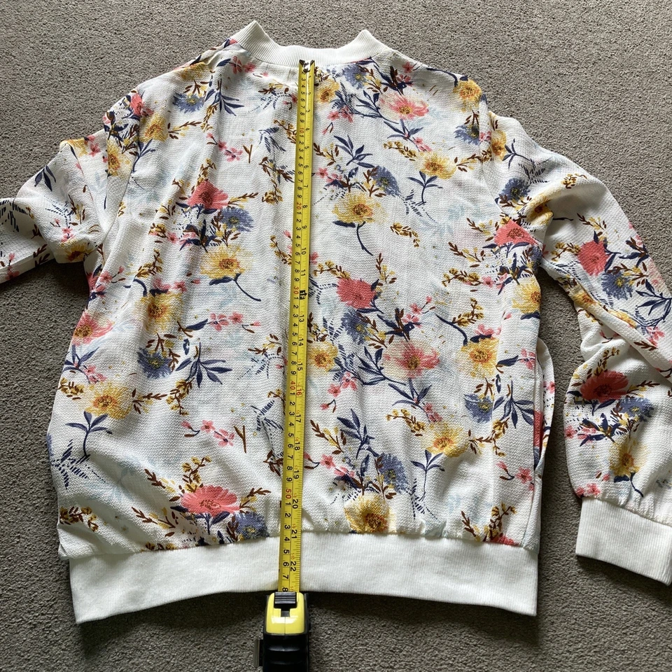 New Look Women's Jacket UK 12 White Floral Polyester with Elastane Bomber Jacket - Image 2 of 4
