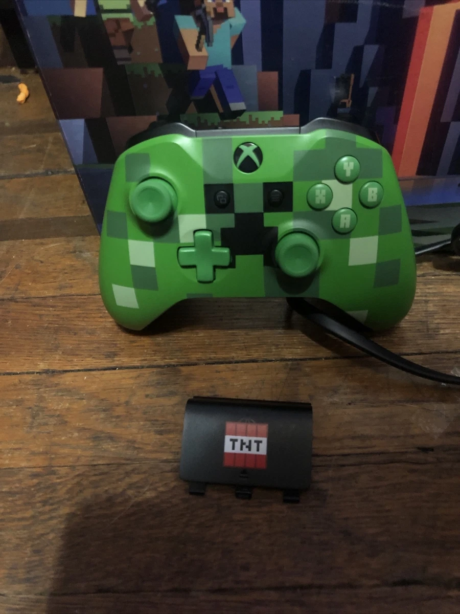 Microsoft Xbox One S Minecraft Limited Edition Bundle 23C-00001