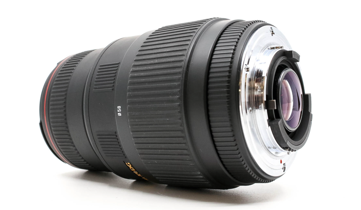 Sigma DG DG APO Macro 70-300mm f/4.0-5.6 APO DG Lens for sale