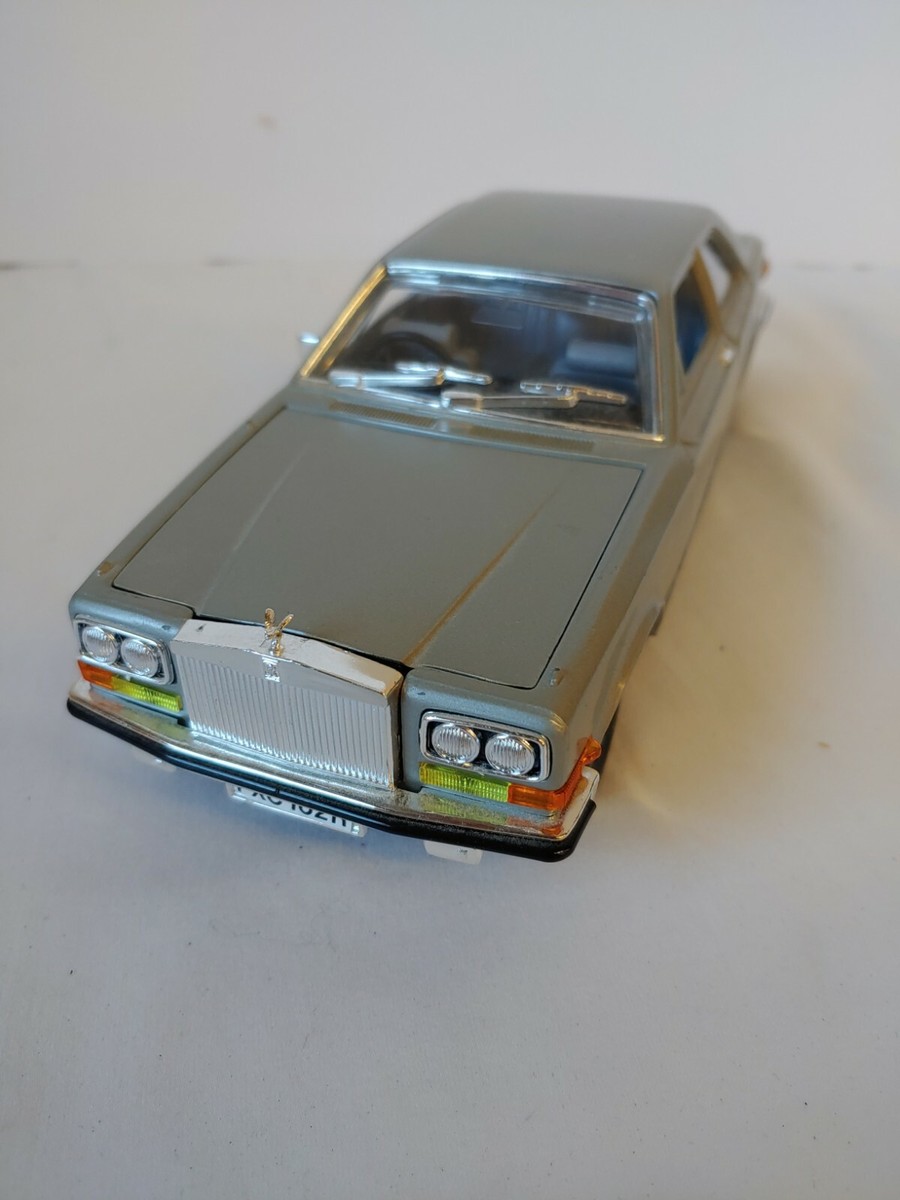 Ancien Jouet Burago - Rolls Royce Camargue Réf. 3001 N°30 - Voiture Miniature