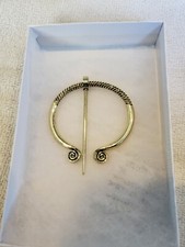 Viking Penannular Cloak Pin Celtic Brooch Medieval Jewelry Clasp GOLD TONE
