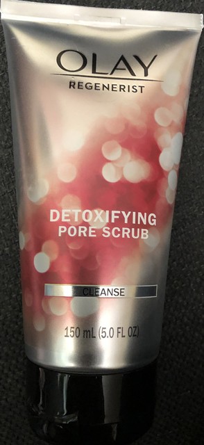 olay regenerist detoxifying pore scrub