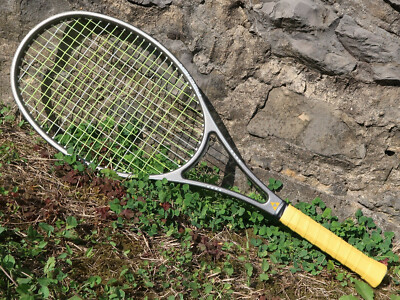 Fischer - Open Carbonic Graphite Composite - L0 - 4inch - Midsize Tennis Racquet