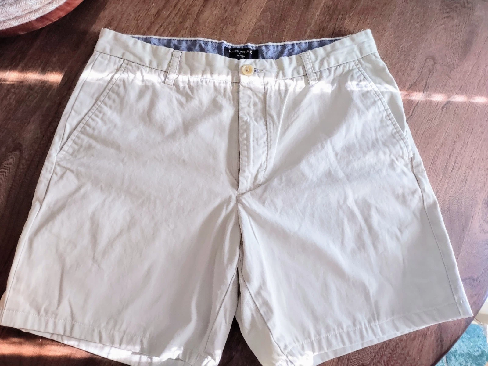 Men's Banana Republic Chino Khaki Shorts Size 35 DAWSON Flat Front