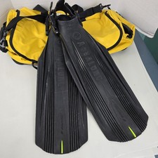 Aqualung Blades 2 With Bag Included Size Small, Swim Fins, Made in Italy, Black