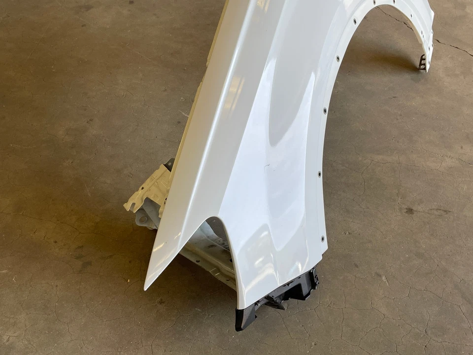 Audi Q7 2017 2018 2019 delantero izquierdo guardabarros panel cubierta carcasa blanca 1625 OEM Foto 3 de 4