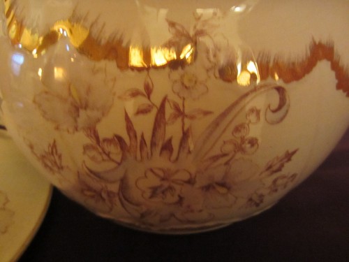 Vtg Lg iron Stone Floral Gold Lidded Chamber Pot T.E.P.P Co 8" x 11" Tall W/LID - Picture 4 of 17