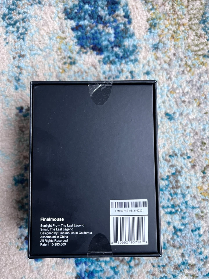 Finalmouse Starlight Pro The Last Legend - Small W/ Code! IN HAND - Image 3 of 4