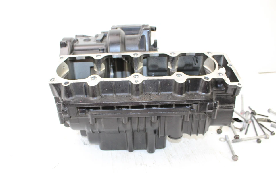 KAWASAKI ZR1200 ZRX1200 ZRX1200R ENGINE MOTOR CRANKCASE CRANK CASES BLOCK - Image 4 of 4