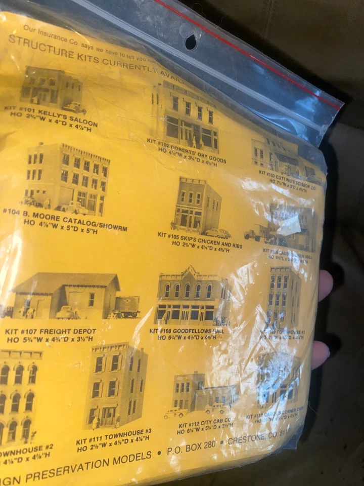 HO Gauge, Building DPM #104 B Moore Catalog/Showroom - Image 3 of 3