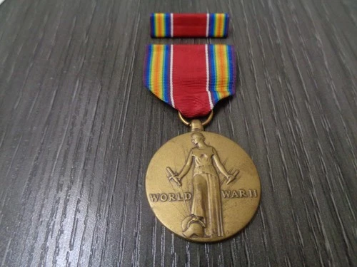 VTG World War II WW2 US Army Military 1941 – 1945 Campaign Service Victory Medal