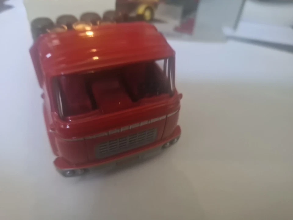  Camion Plateau Berliet Brasseur Kronenbourg Dinky Toys Atlas 1:43 Voiture 588 - Photo 3/4