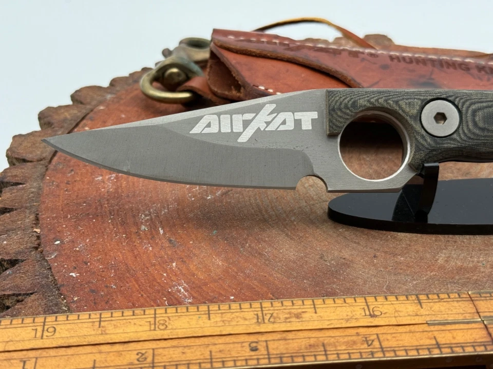 Rare Dwaine Carrillo AirKat Hunter knives with custom Sheaths--2066.25 - Image 3 of 4