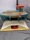 Vintage 1972 Fisher Price Little People Play Family #996 Airport Only