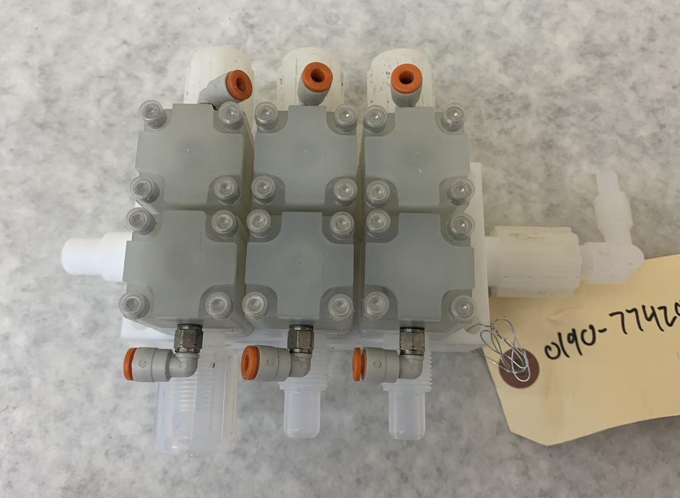 Furon 6-Valve Manifold 500021720 / 1108013 PLM28