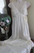 KAYSER MINT IVORY nylon LACE V bodice elastic waist vtg nightgown sz S MINT