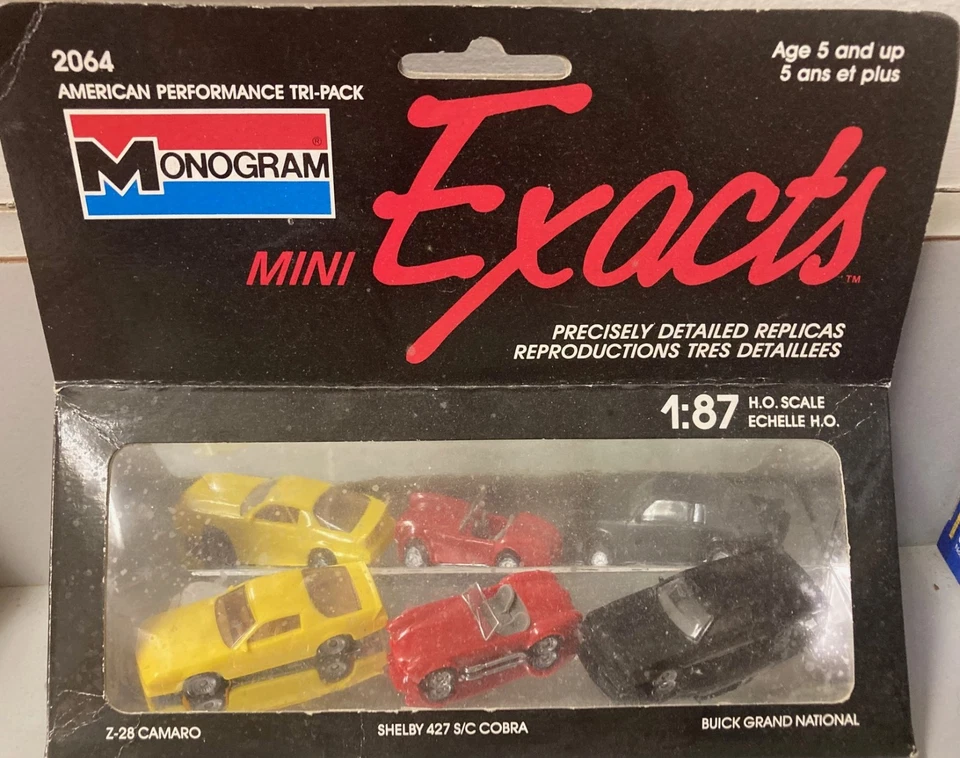 Monogram Mini Exacts #2064 American Muscle Tri-Pack Z-28Camaro/ShelbyCobra/Buick Foto 2 de 4