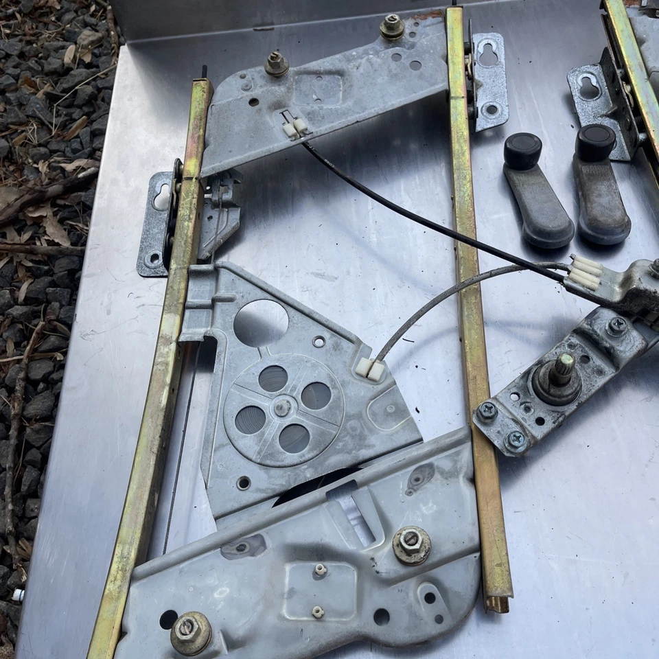 Nissan 240SX S13 SILVIA 1989-1994 PAR OEM regulador de ventana manual izquierdo y derecho Foto 4 de 4