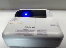 EPSON H603A PowerLite 575W LCD Projector No Remote Lamp Hours Noted at the desc.