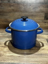 LE CREUSET BLUE ENAMEL 6 QT STOCK POT