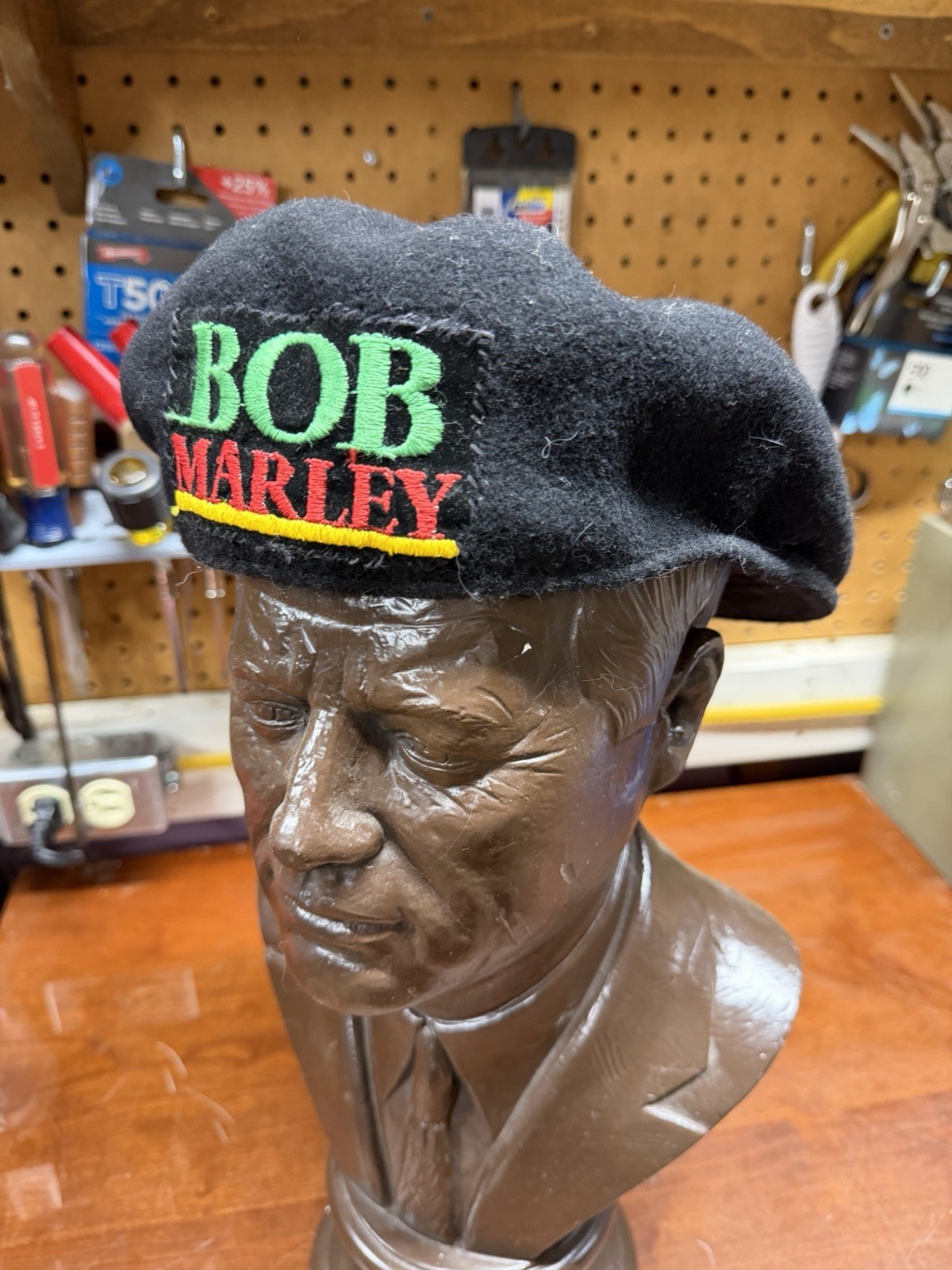 Vtg Kangol Beret BOB MARLEY Black pure Wool Cap Beret Medium