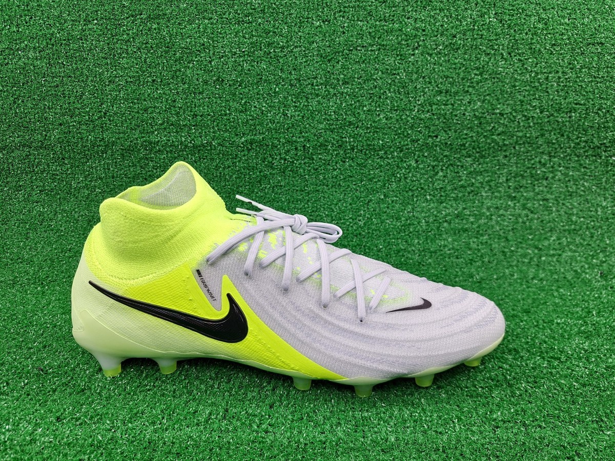 Nike Phantom Luna 2 Elite AG Pro Mad Voltage Pack HF4361-003 Size 10.5 Men\'s Nike Phantom Luna 2 Elite AG Pro Mad Voltage Pack Men main image 4