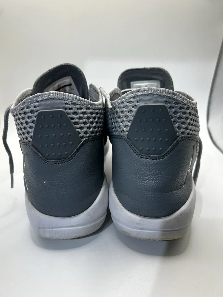 Jordan Reveal Hombre’s 10 Tejido Gris Lobo Zapatilla Baloncesto Zapato Atlético Clásico Foto 3 de 4