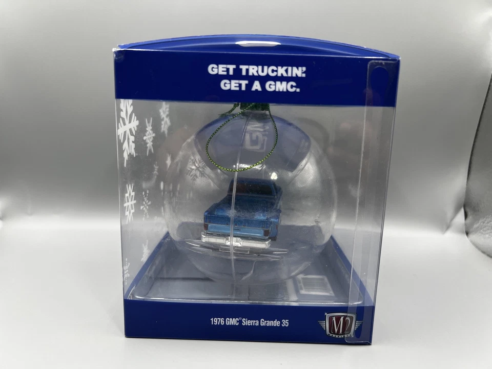 M2 Machines Exclusive Christmas Ornaments México - 1976 GMC Sierra Grande 35 - Image 2 of 4