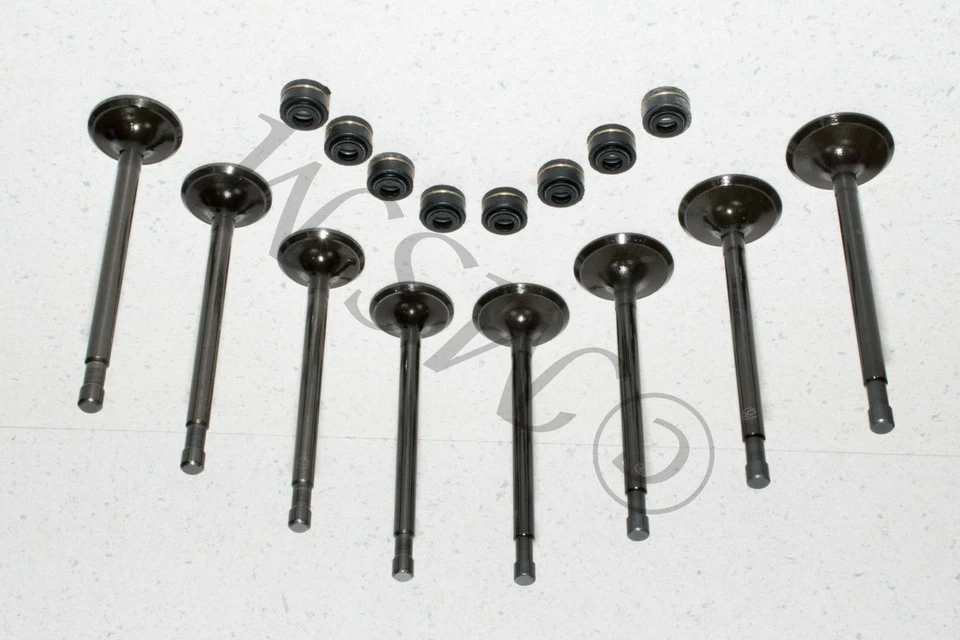 Новый комплект клапанов двигателя K&L CB750A CB750F CB750K с уплотнениями 4x0169-022/023 8x0170-316 - Изображение 3 из 3