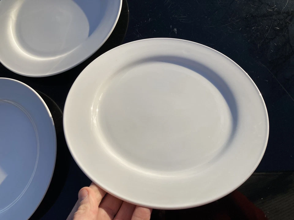 Juego de 4 platos de cena tradicionales blancos Pottery Barn de 11,5 pulgadas ¡limpios! Foto 3 de 3