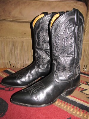 Tony Lamas 2923 Black Leather Pointed Toe Western Cowboy Boot Made
