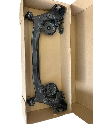 2006 Kawasaki Ninja ZX6R ZX636, rear wheel axle, rear rim axle