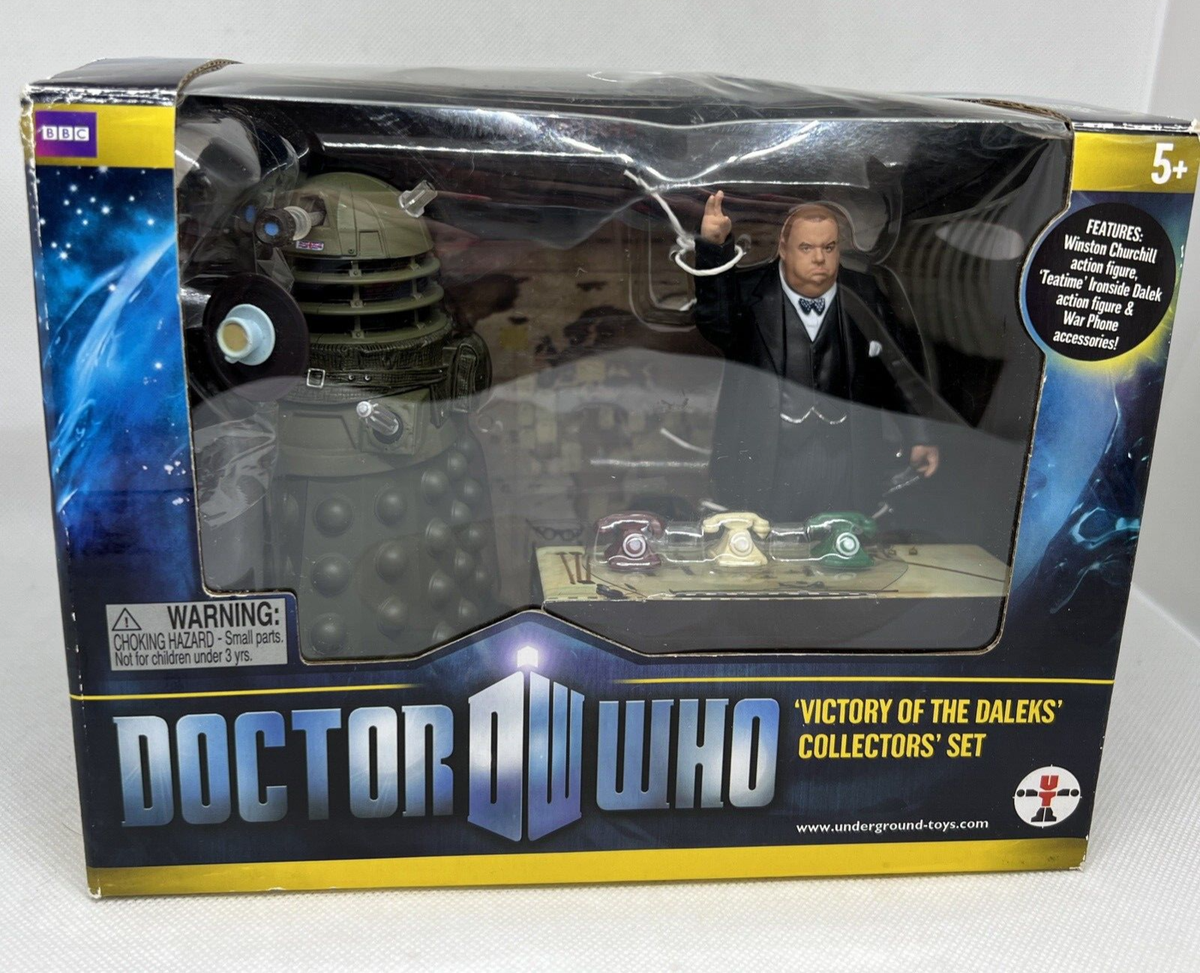 SDCC Doctor Who Victory of The Daleks Collectors Set (Churchill Dalek)