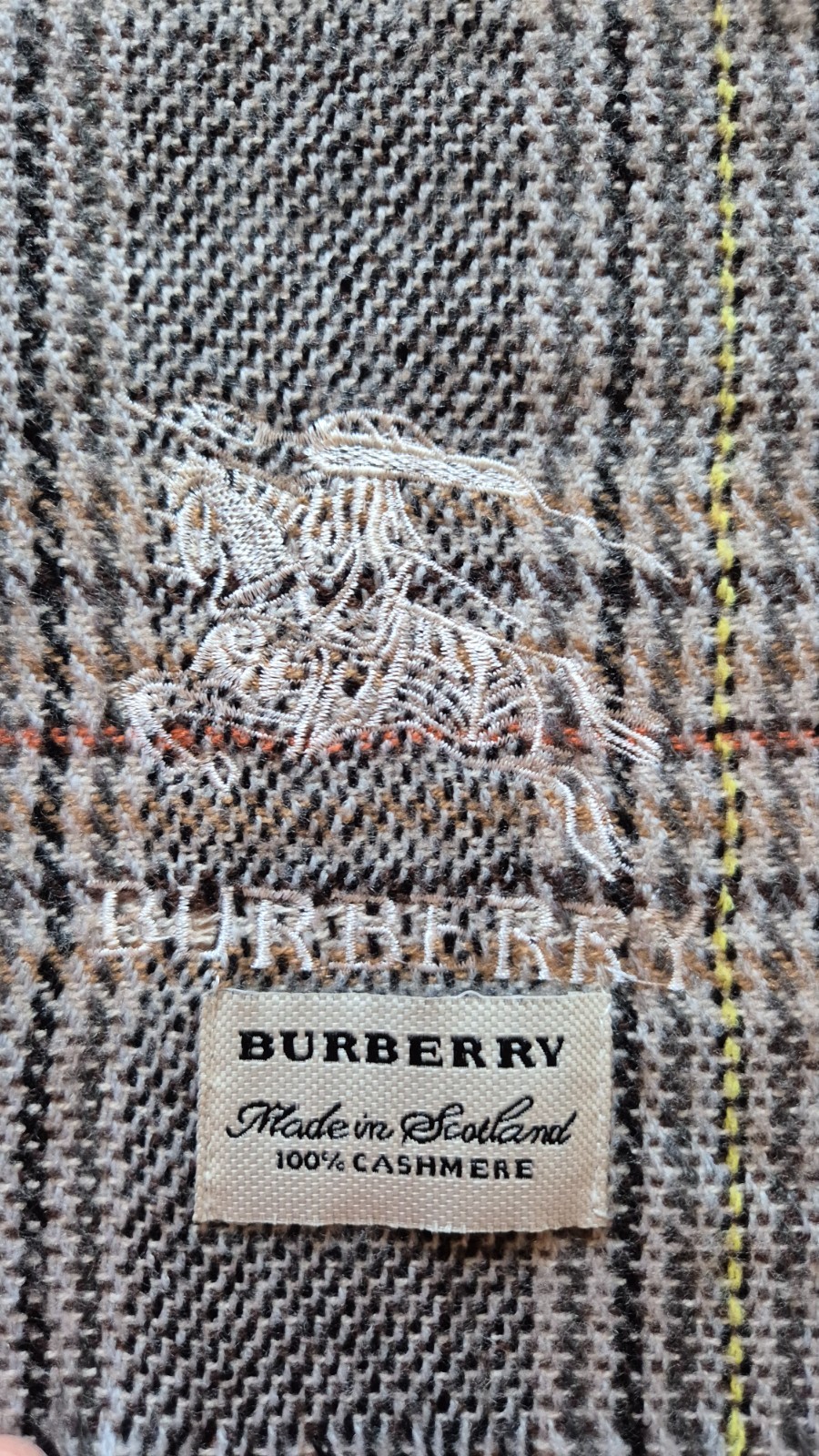 BURBERRY cashmere rectangular large scarf shawl f… - image 5