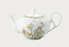 Noritake My Neighbor Totoro Tea Pot  600cc Bone China Tea Strainer Studio Ghibli
