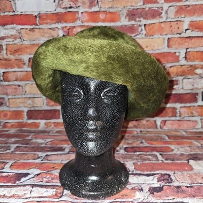 Vintage Musketeer Styled By Coroline Faux Fur And Wool  display picture 2