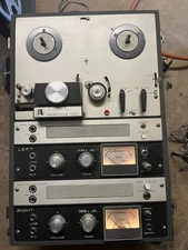 Akai M-8 Tape Recorder Reel to Reel (Roberts 770X) Powers On SEE VIDEO