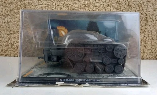 Eaglemoss Batman Automobilia BAT-TANK Dark Knight Returns 1/43 Die-cast Vehicle