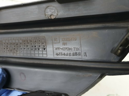 VAUXHALL CORSA D 2006-2010 FRONT RIGHT DRIVER FOG LIGHT COVER GRILL 13211479 - Picture 4 of 7