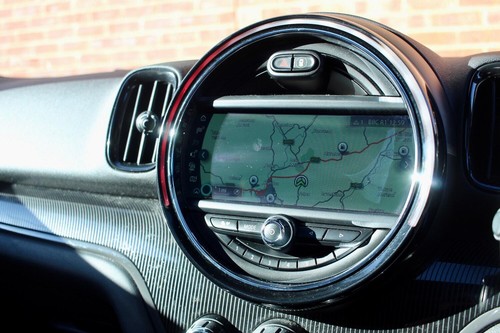 MINI COUNTRYMAN 2.0 John Cooper Works ALL4 2017 - Picture 17 of 19