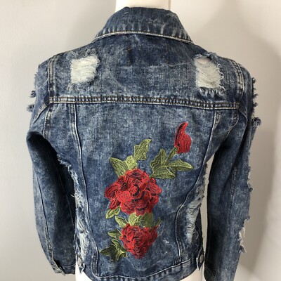 THRILL Womens Denim Cropped Jean Jacket Size Medium Distressed Embroidered  Rose