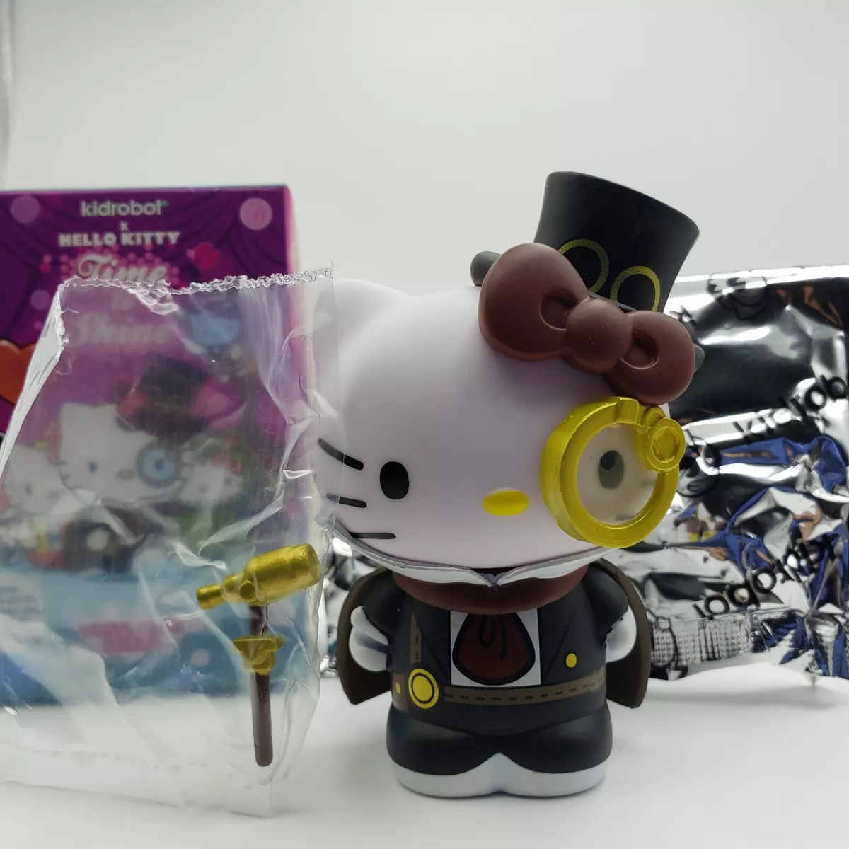 Hello Kitty® Time to Shine Mini Figure Blind Box Series - Kidrobot x S,  sanrio 