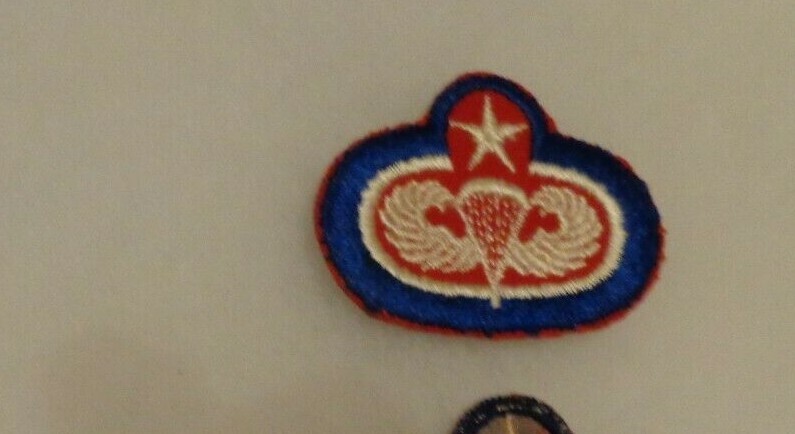 Picture 1 of 2