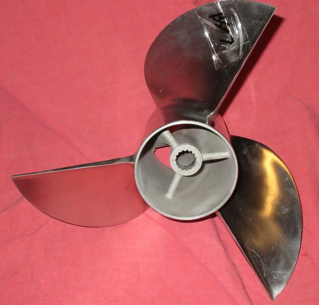 Mercury Cleaver 15 x 19 Stainless Steel Propeller For Mercury V6 V8
