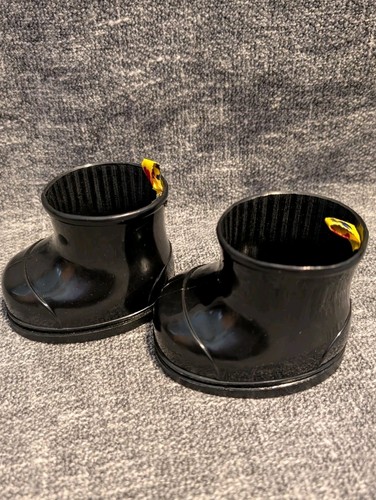 Build-A-Bear Werkstatt Stiefel schwarz Gummi Regen Schneestiefel Teddybär Zubehör  - Bild 4 von 7