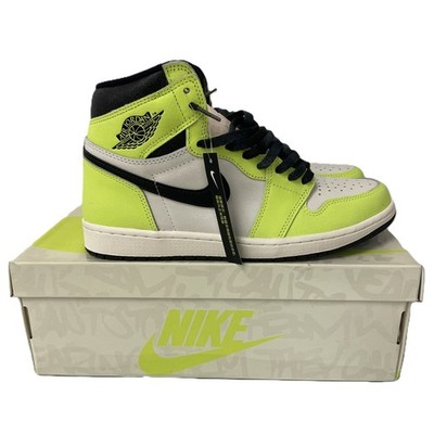 Nike Air Jordan 1 Retro High OG Visionaire Mens Sneaker Volt Black Size 10 NIB