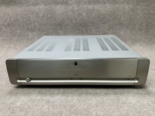 PARASOUND A23 Amplificatore di potenza (120-240 Volt)