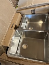 Elkay Lusterstone 31-1/4  Undermount Double Basin Kitchen Sink. ELUHH3120RTPDBG.